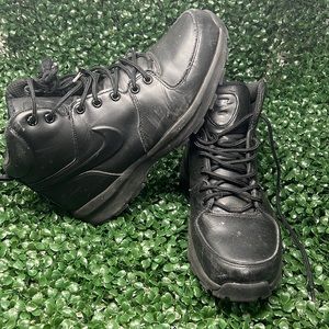 Nike Manoa Mid Top Mens Casual Leather Boots Triple Black size 10